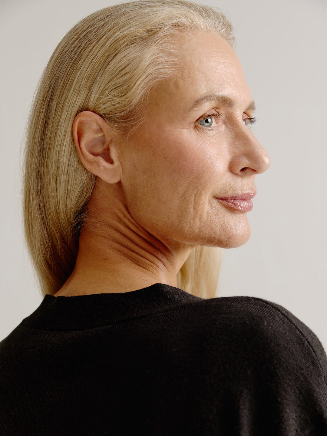 Sara - Cárdigan Negro